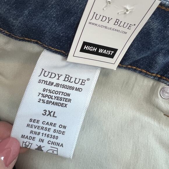 Judy Blue Shorts Womens 3XL Blue Denim Bermuda Tummy Control Hi Rise Stretch - Picture 7 of 11